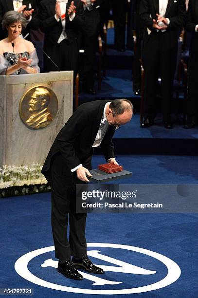Thomas C. Sudhof receiving Nobel Prize in 2013